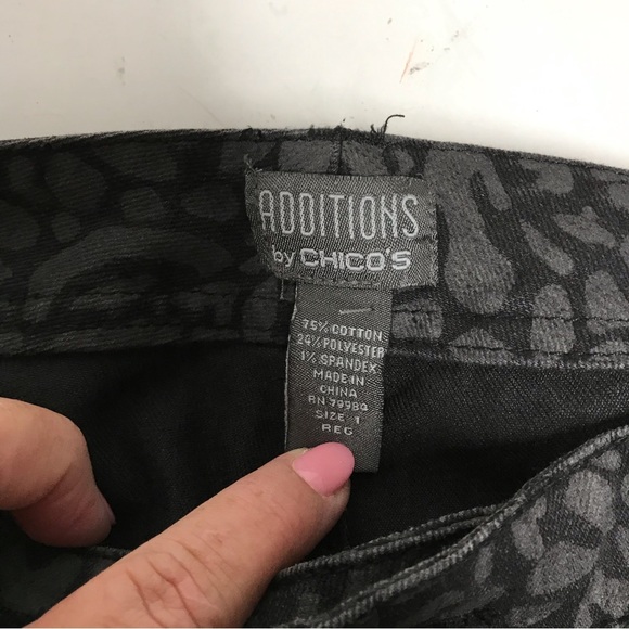 Additions by Chicos Fashion Jeans sz1 (8) - Picture 5 of 6